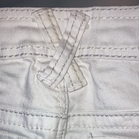 Women’s Hydraulic Jean Shorts - Picture 10 of 12